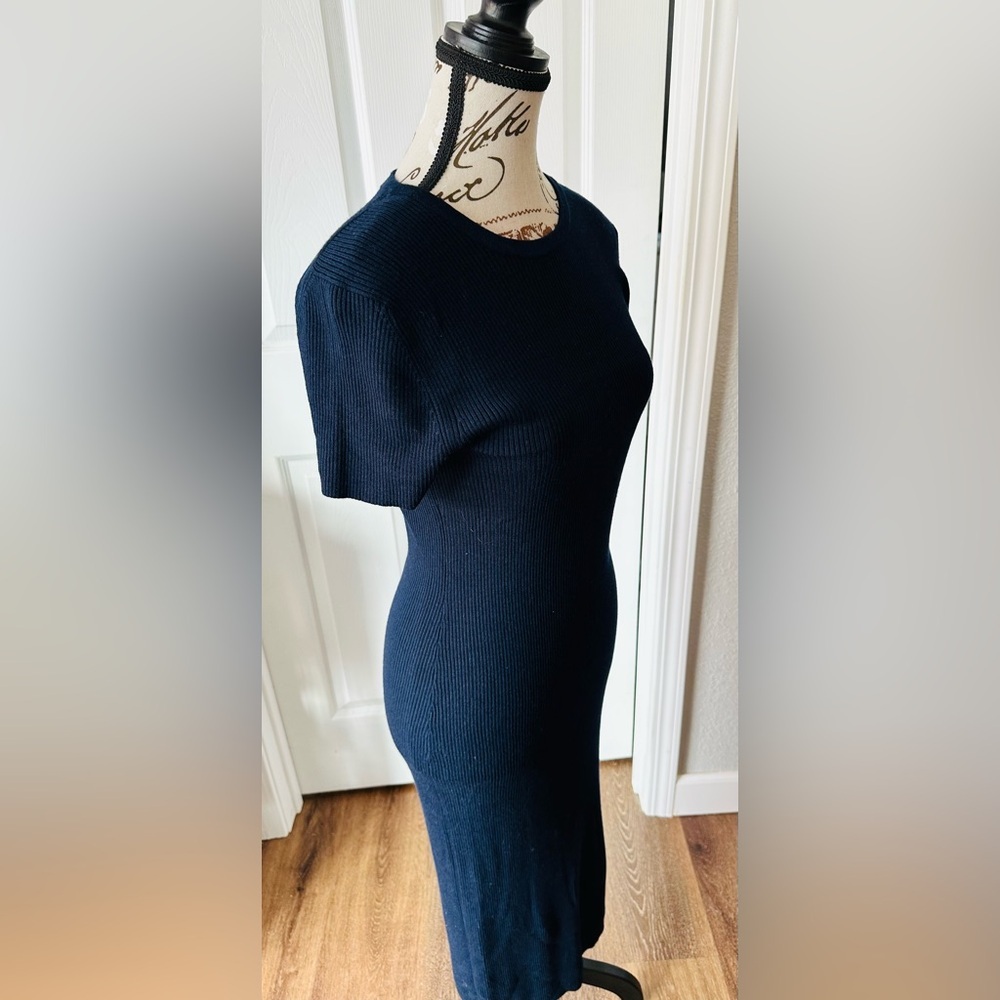 Short Sleeve Midi Sweater Dress - Picture 7 of 10